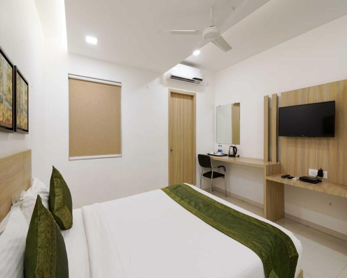 The Perch Hotel Visakhapatnam Exterior foto